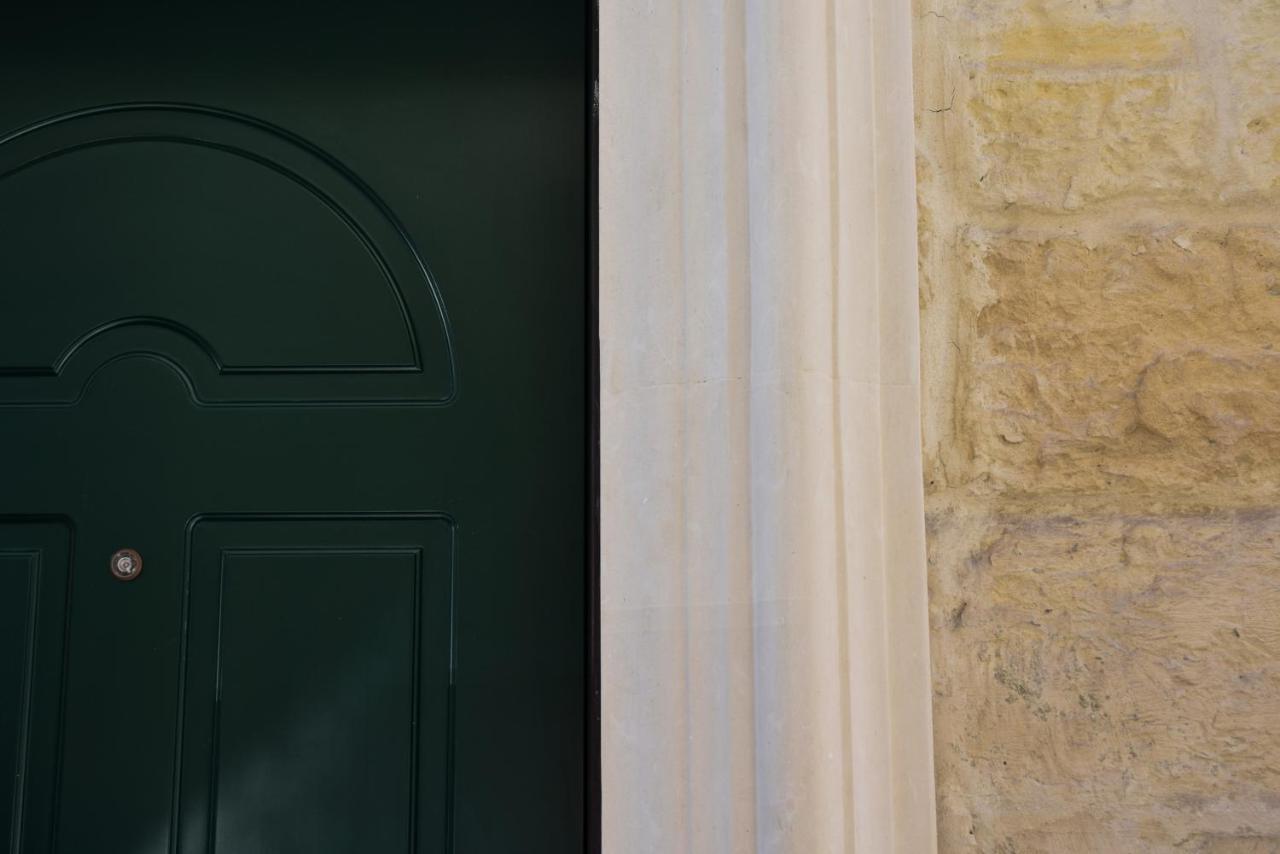 Ferrante D'Aragona Rooms レッチェ エクステリア 写真