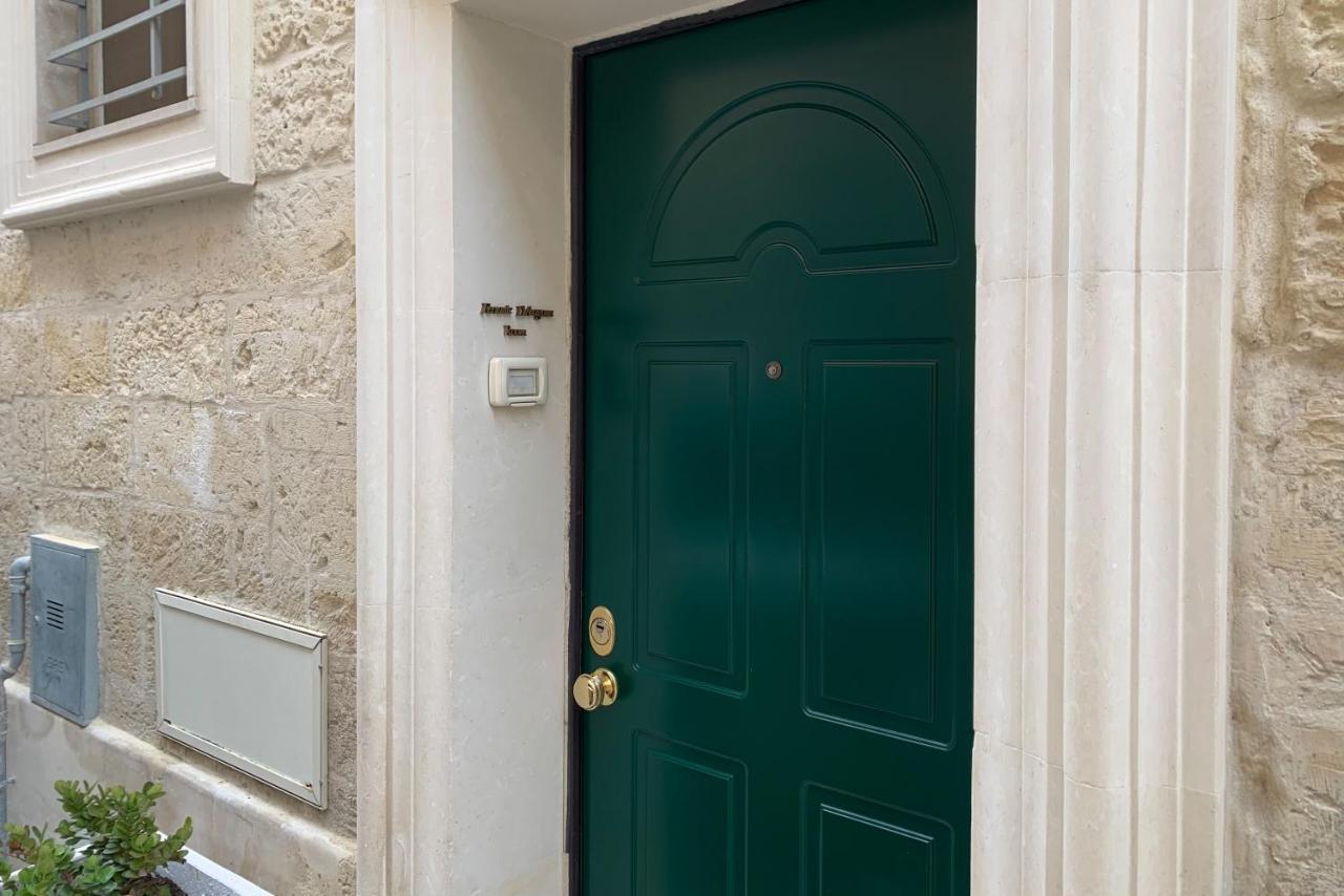Ferrante D'Aragona Rooms レッチェ エクステリア 写真