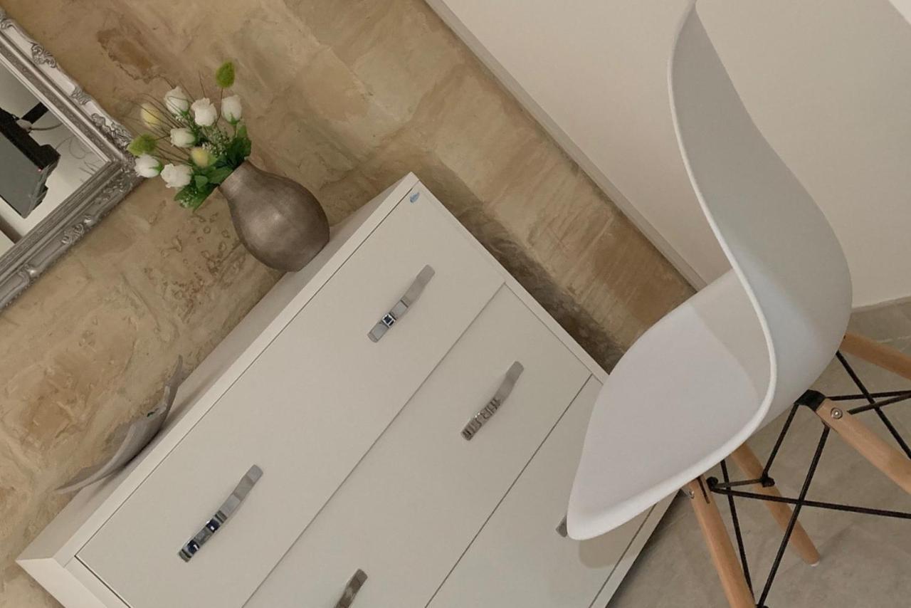Ferrante D'Aragona Rooms レッチェ エクステリア 写真