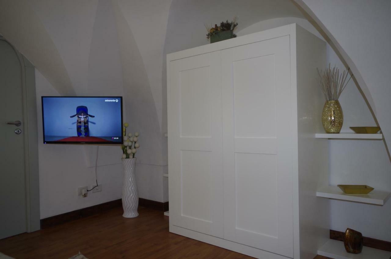 Ferrante D'Aragona Rooms レッチェ エクステリア 写真